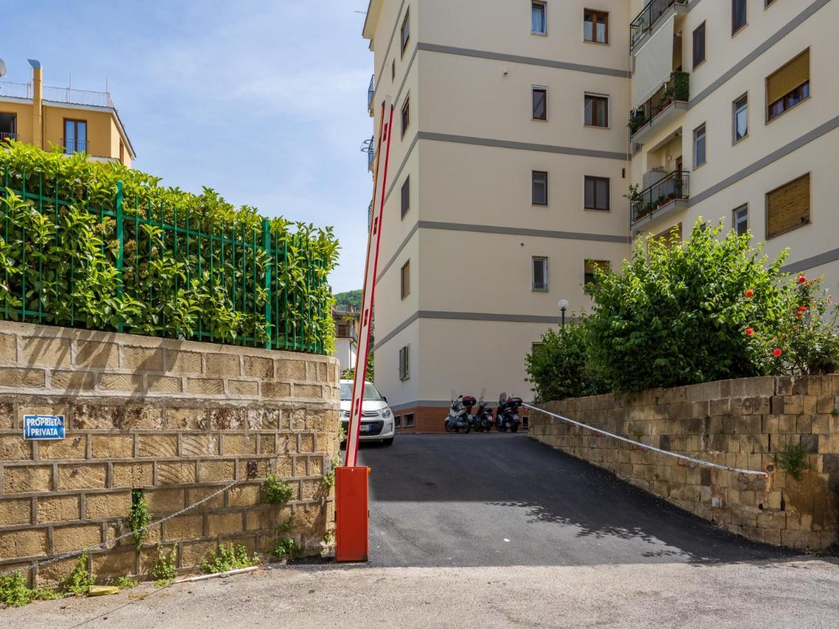 Parsano Suite - De Vivo Realty Сорренто Экстерьер фото